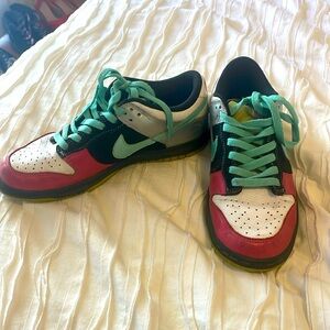 Nike multicolored sneakers